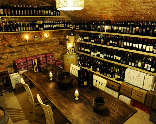 Da Pinocchio FOTO CANTINA SALA VINI.jpg