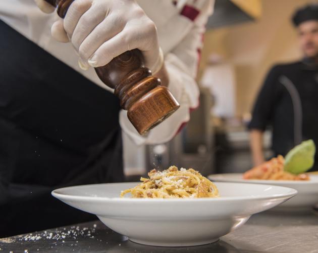 Da Pinocchio FOTO CARBONARA PEPATURA NEL PIATTO.jpg
